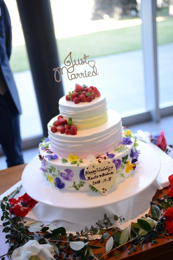 かわいいウエディングケーキのご紹介 公式 結婚式場 四日市市 アクアリュクス 三重県四日市駅